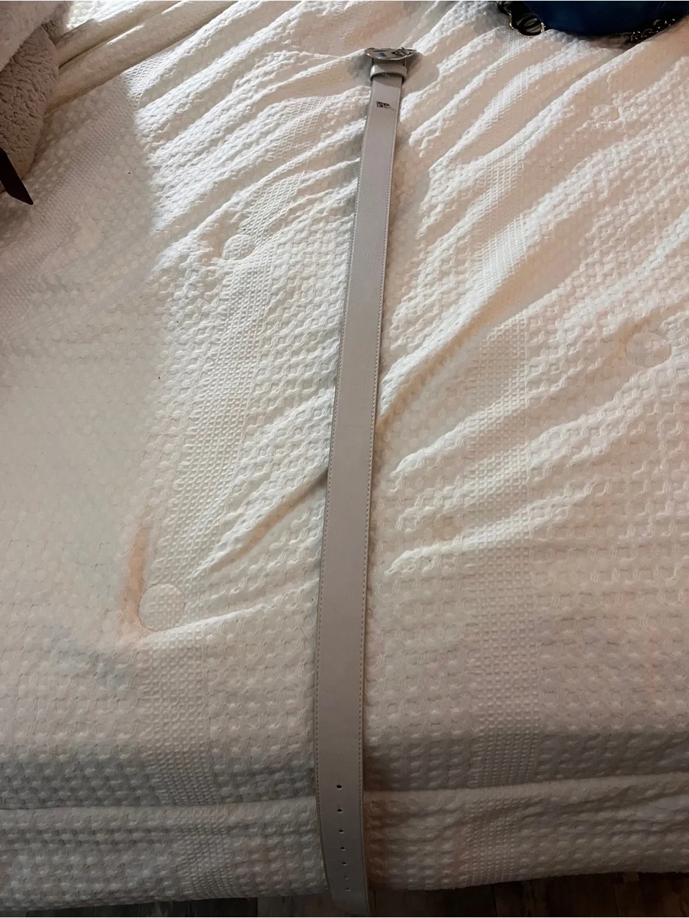 Steve Madden White Leather Belt with Large Hammered Silver Buckle